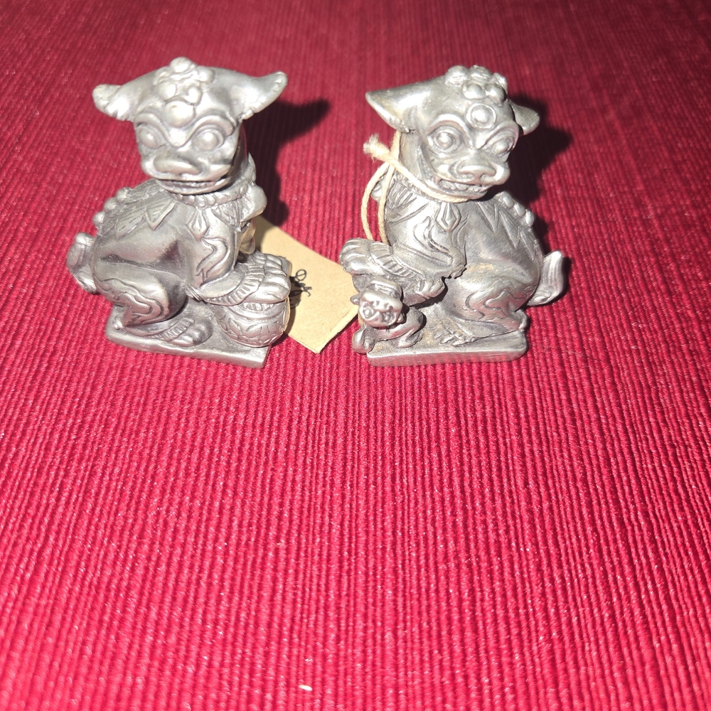 Silver Foo Dog Figurines